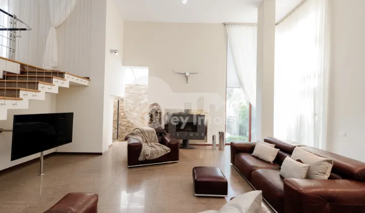 Casă, Telecentru, GHEORGHE ASACHI