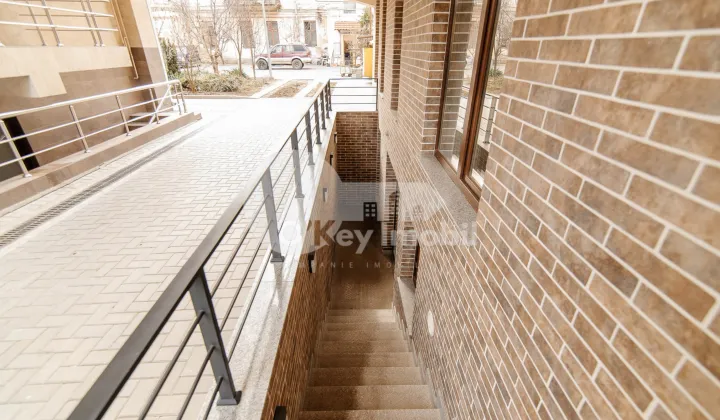 Oficiu, Centru, VLAICU PÂRCĂLAB