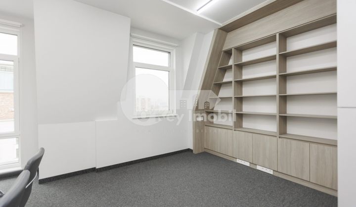 Oficiu, Centru, MIHAI EMINESCU