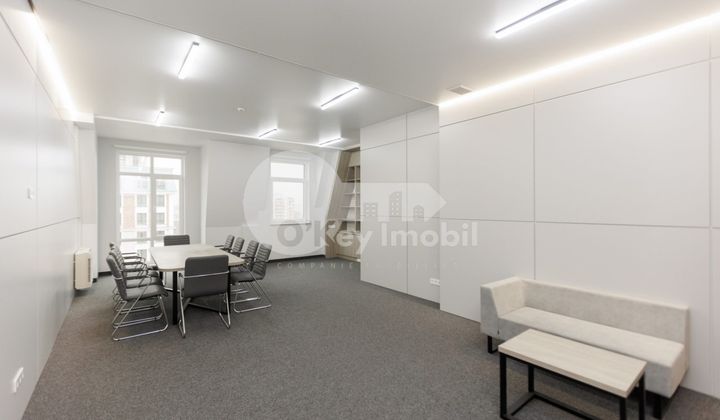 Oficiu, Centru, MIHAI EMINESCU