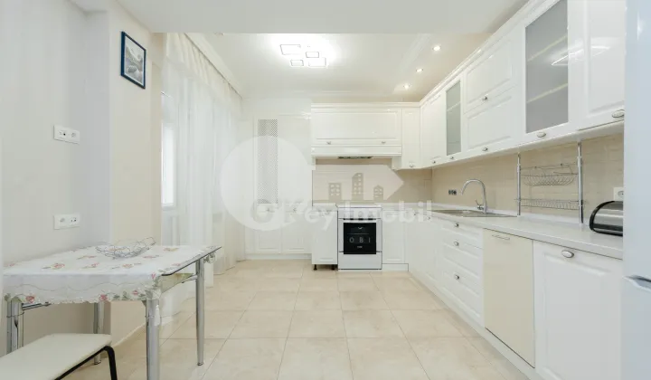 Apartament, Centru, ALEXANDRU CEL BUN