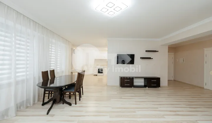 Apartament, Centru, ALEXANDRU CEL BUN