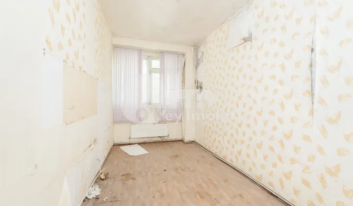 Spațiu comercial, IALOVENI