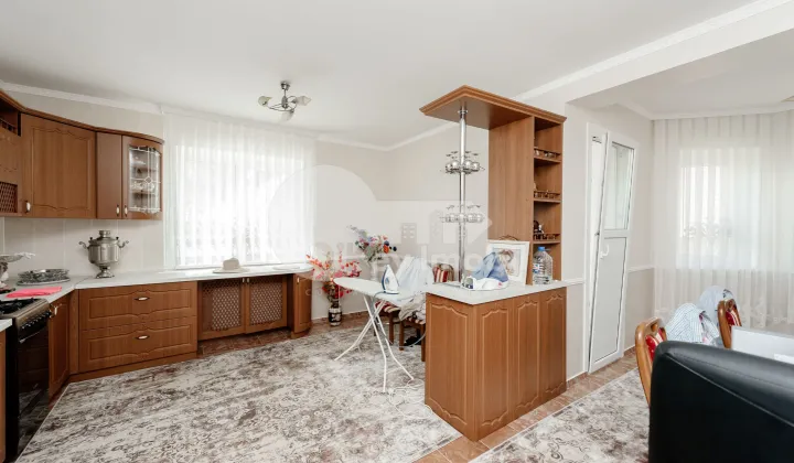 Casă, Centru, GHEORGHE CAȘU