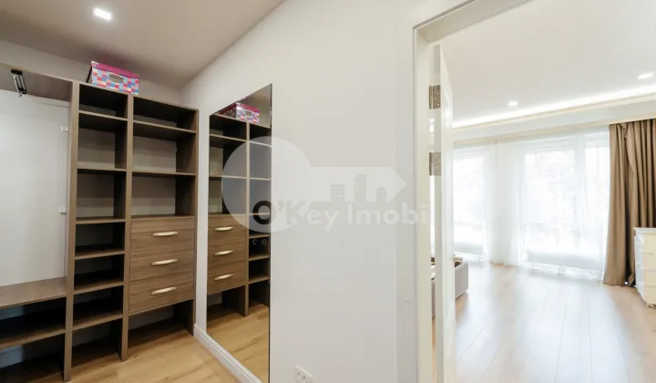 Apartament, Centru, SERGHEI LAZO