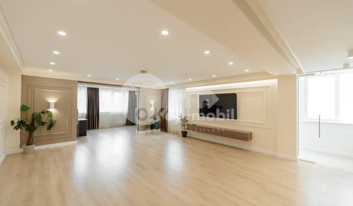 Apartament, Centru, SERGHEI LAZO