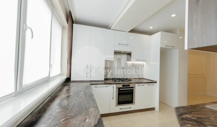 Apartament, Centru, SERGHEI LAZO