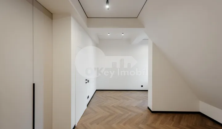 Townhouse, Centru, DÎMBULUI