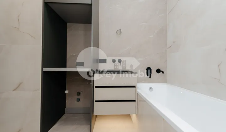 Apartament, Buiucani, VASILE LUPU