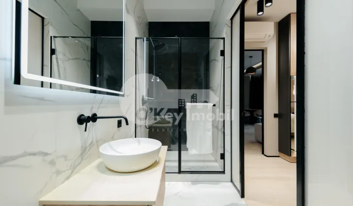 Apartament, Buiucani, GHIOCEILOR