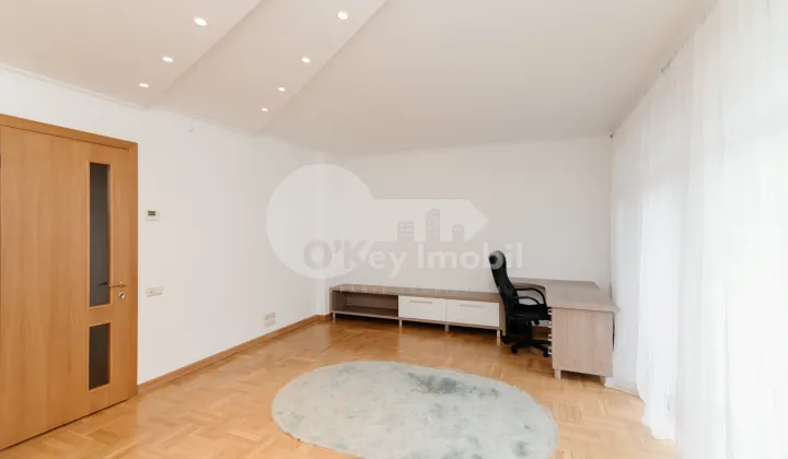 Casă, Buiucani, PRIMĂVERII