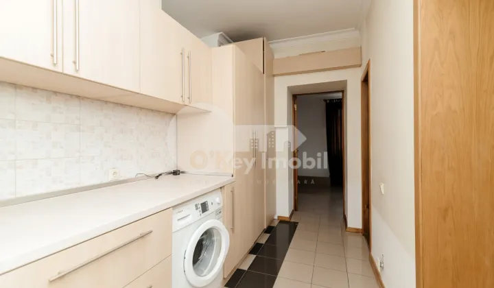 Casă, Buiucani, PRIMĂVERII