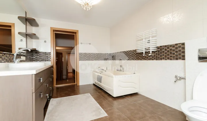 Casă, Buiucani, PRIMĂVERII