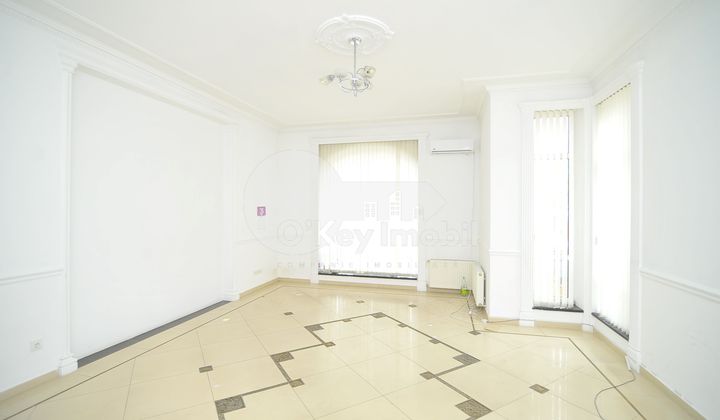 Oficiu, Centru, TOMA CIORBĂ