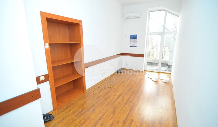 Oficiu, Centru, TOMA CIORBĂ