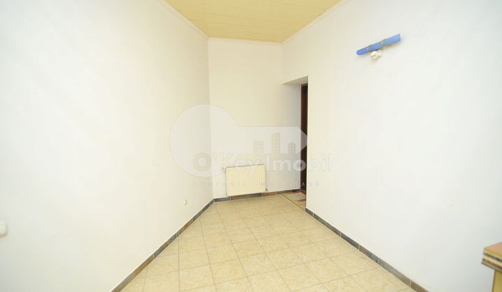 Oficiu, Centru, TOMA CIORBĂ