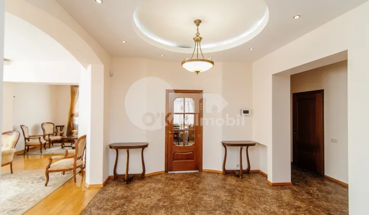 Casă, Buiucani, DONICI