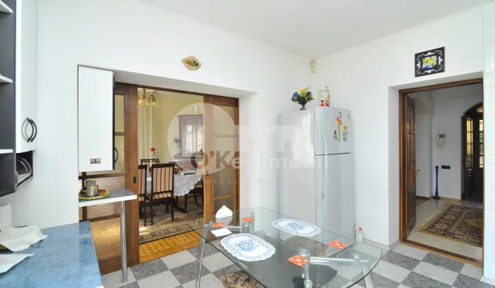 Casă, Centru, AUREL DAVID