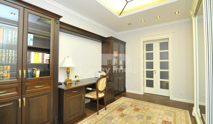 Casă, Centru, ALEXANDR PUȘKIN