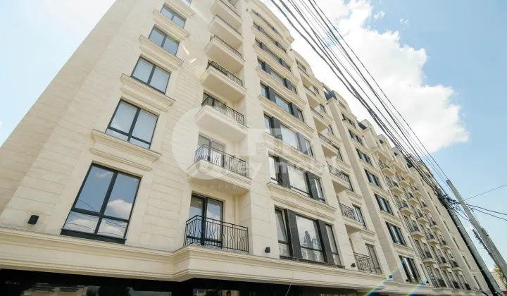 Oficiu, Centru, MIHAI EMINESCU