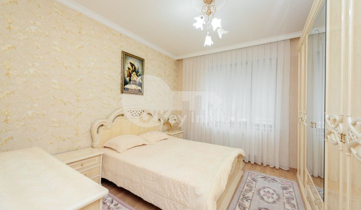 Casă, Centru, DÎMBULUI