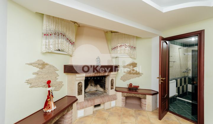 Casă, Centru, DÎMBULUI