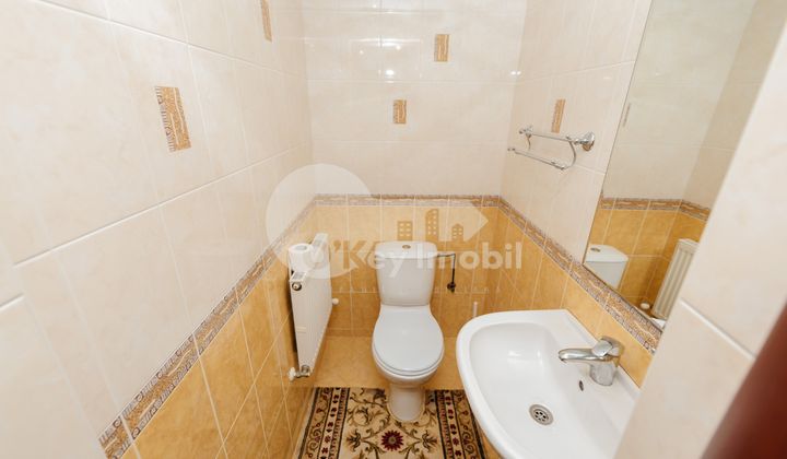 Casă, Centru, DÎMBULUI