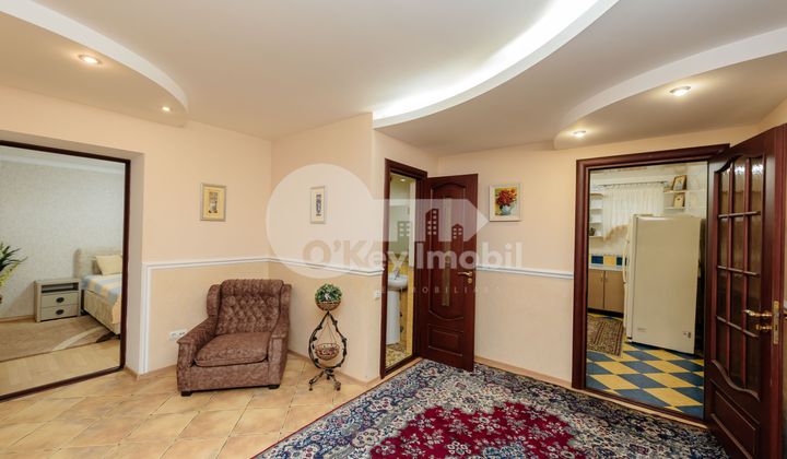 Casă, Centru, DÎMBULUI