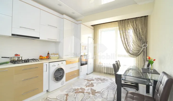 Apartament, Centru, MELESTIU