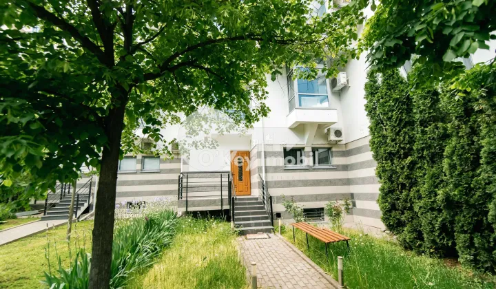 Oficiu, Centru, ALEXANDR PUȘKIN