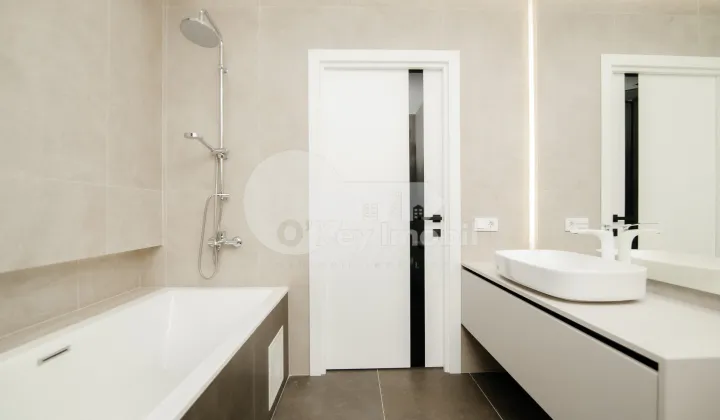 Apartament, Centru, LEV TOLSTOI