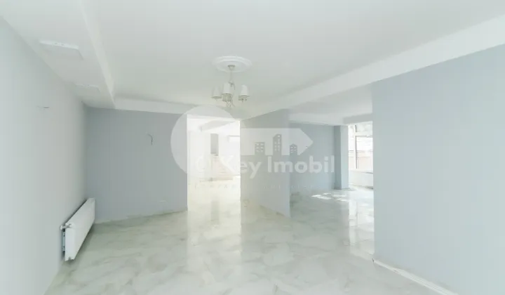 Oficiu, Centru, ROMANĂ