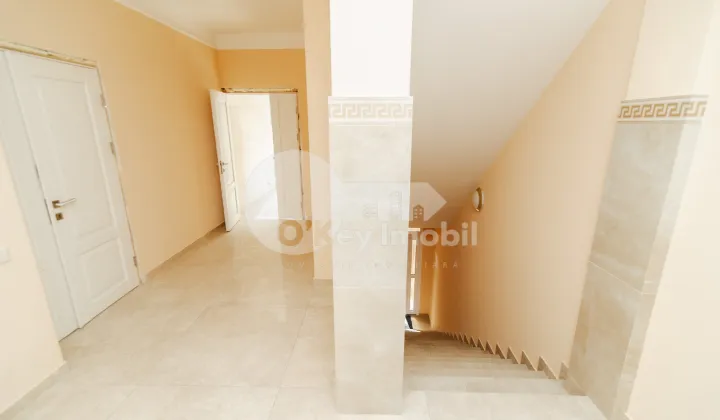 Oficiu, Centru, ROMANĂ