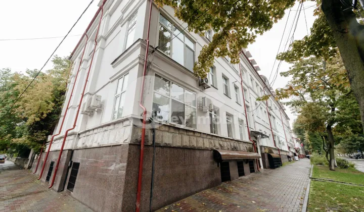 Spațiu comercial, Centru, MITROPOLIT DOSOFTEI