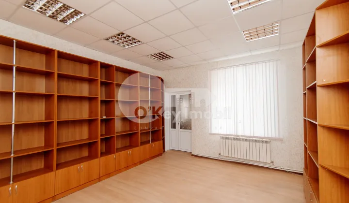 Oficiu, Centru, PETRU MOVILĂ