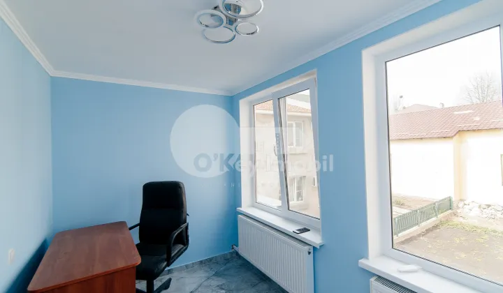 Oficiu, Centru, PETRU MOVILĂ