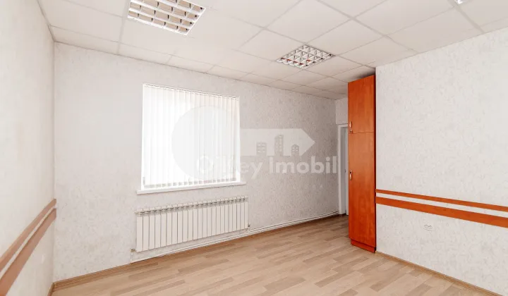 Oficiu, Centru, PETRU MOVILĂ