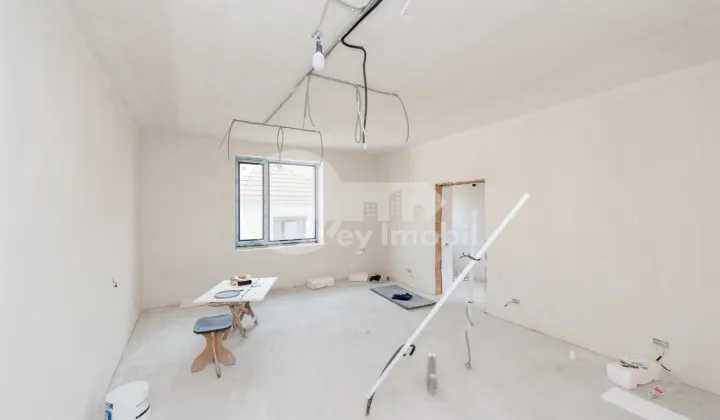 Casă, Codru, PLAIULUI