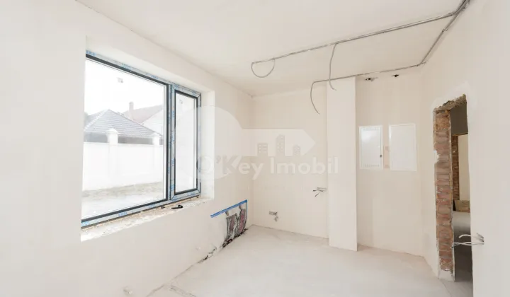 Casă, Codru, PLAIULUI