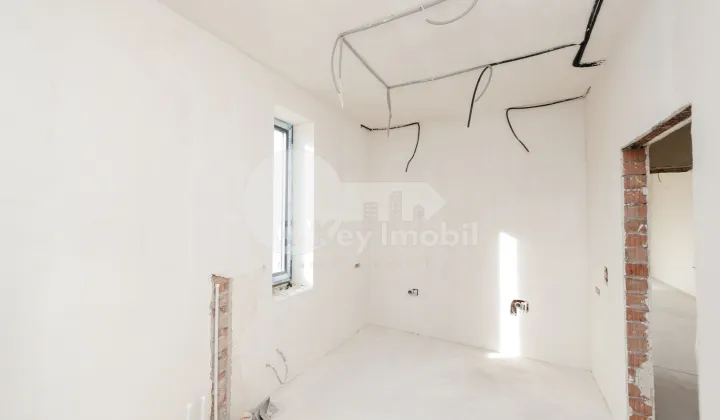 Casă, Codru, PLAIULUI