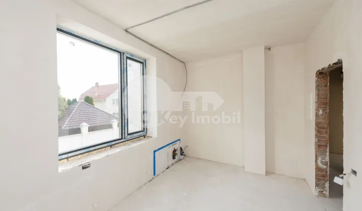 Casă, Codru, PLAIULUI