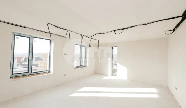 Casă, Codru, PLAIULUI