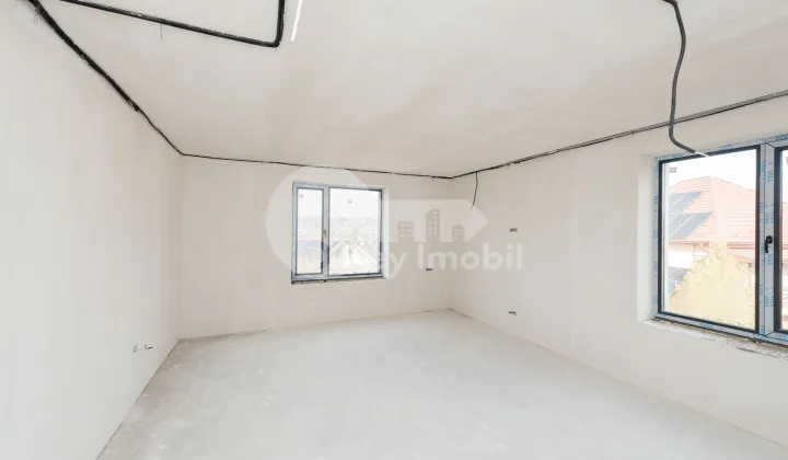 Casă, Codru, PLAIULUI