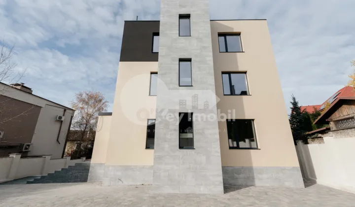 Casă, Codru, PLAIULUI