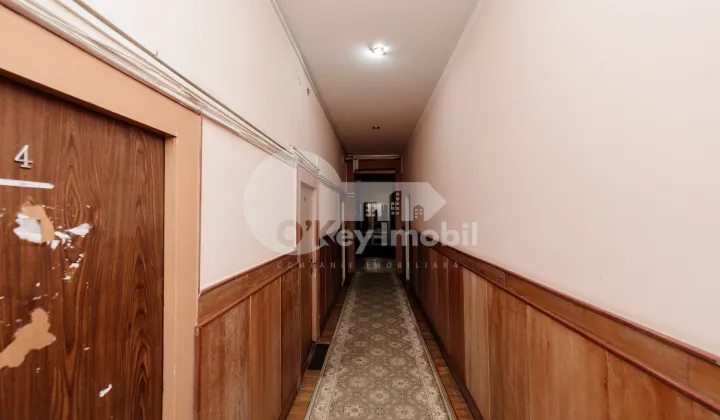 Oficiu, Centru, COLUMNA