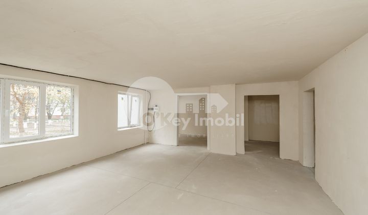 Spațiu comercial, Botanica, SARMIZEGETUSA