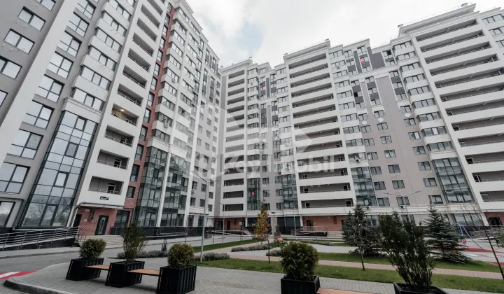 Apartament, Buiucani, VASILE LUPU