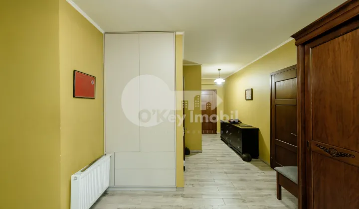 Apartament, Centru, MELESTIU