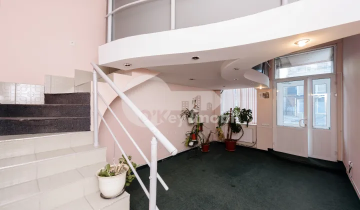 Oficiu, Centru, COLUMNA