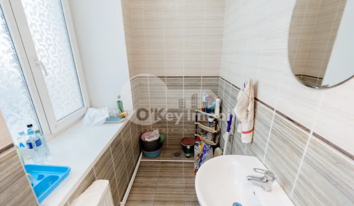 Oficiu, Centru, COLUMNA